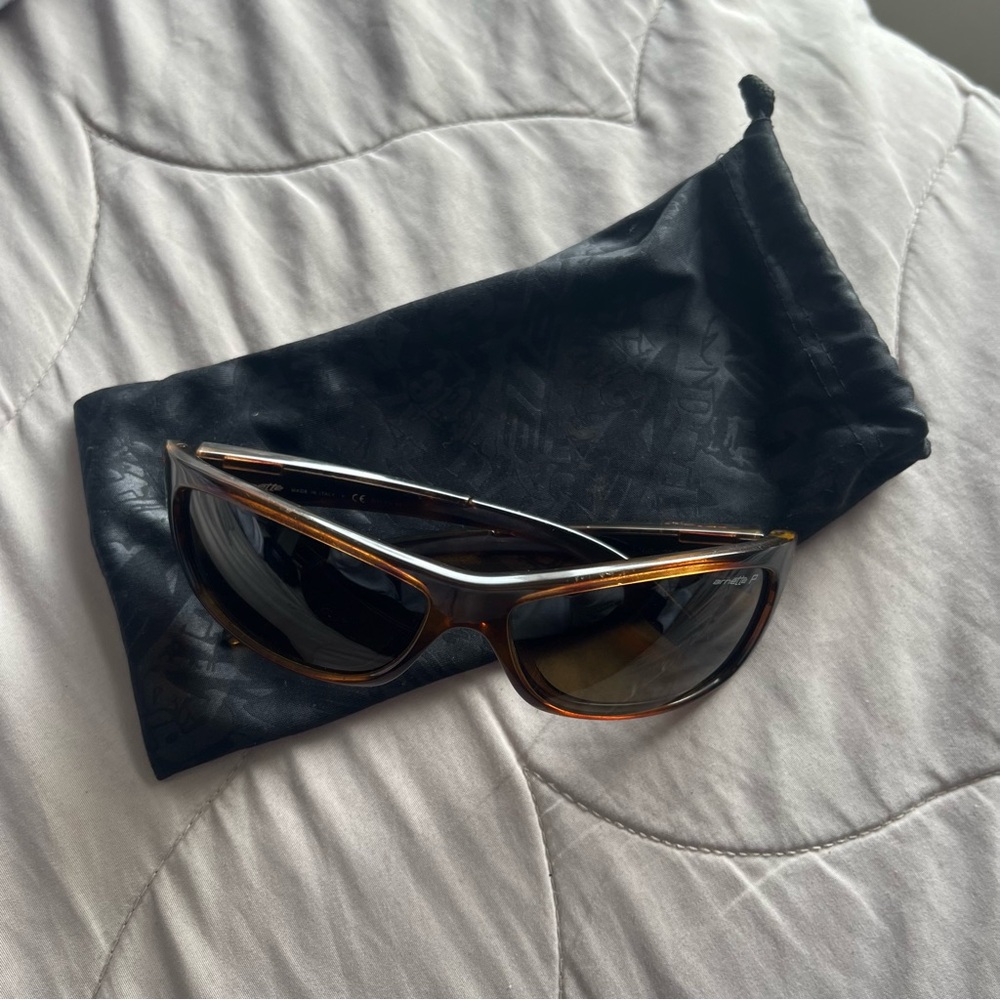 Vintage Arnette Tortoise Polarized Sunglasses